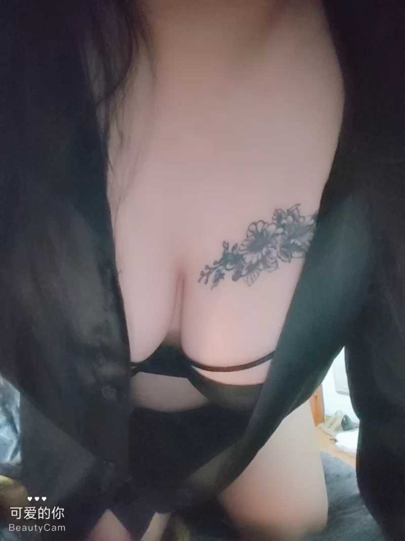 虹口风骚日系大奶熟女_虹口外围小姐