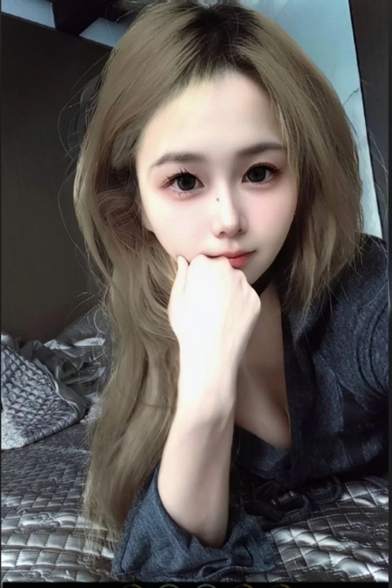 完美契约小依梦_深圳外围小姐