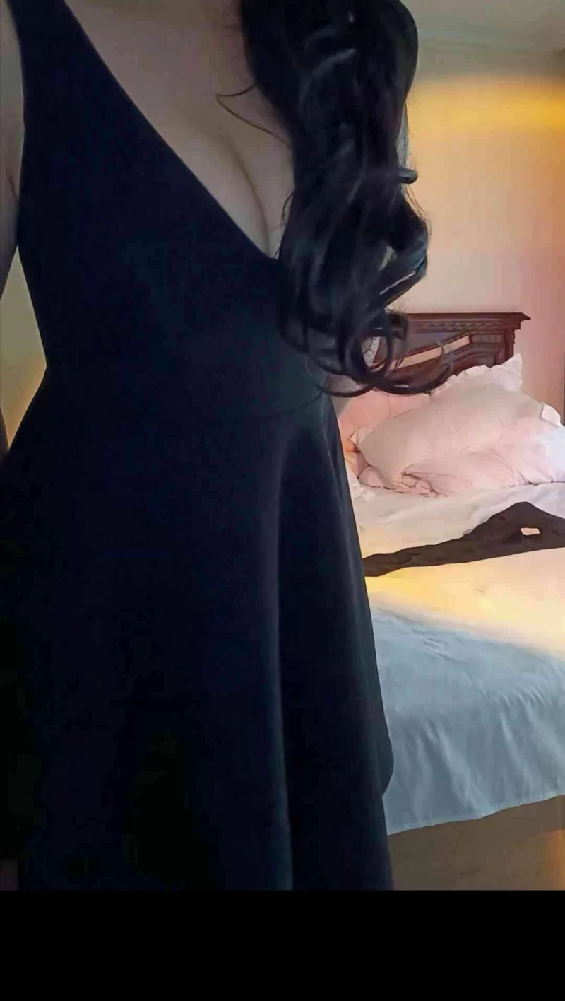 服务系大胸骚女_浦东外围小姐