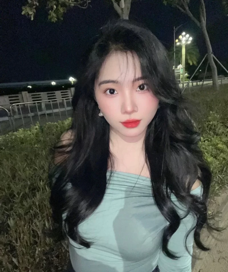 性瘾骚女胸大水多口活好可颜射_金华外围小姐