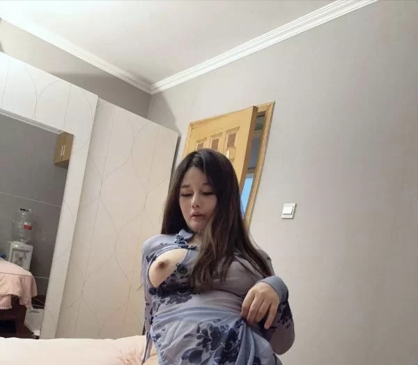 朝阳大胸高挑美女_朝阳外围小姐