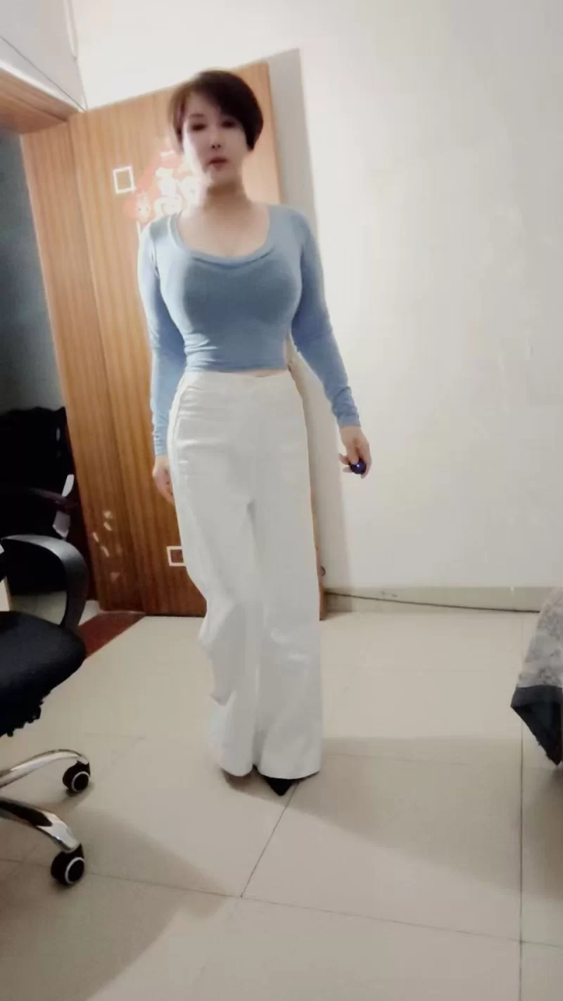 广州情书精品小少妇玉兰_广州外围小姐