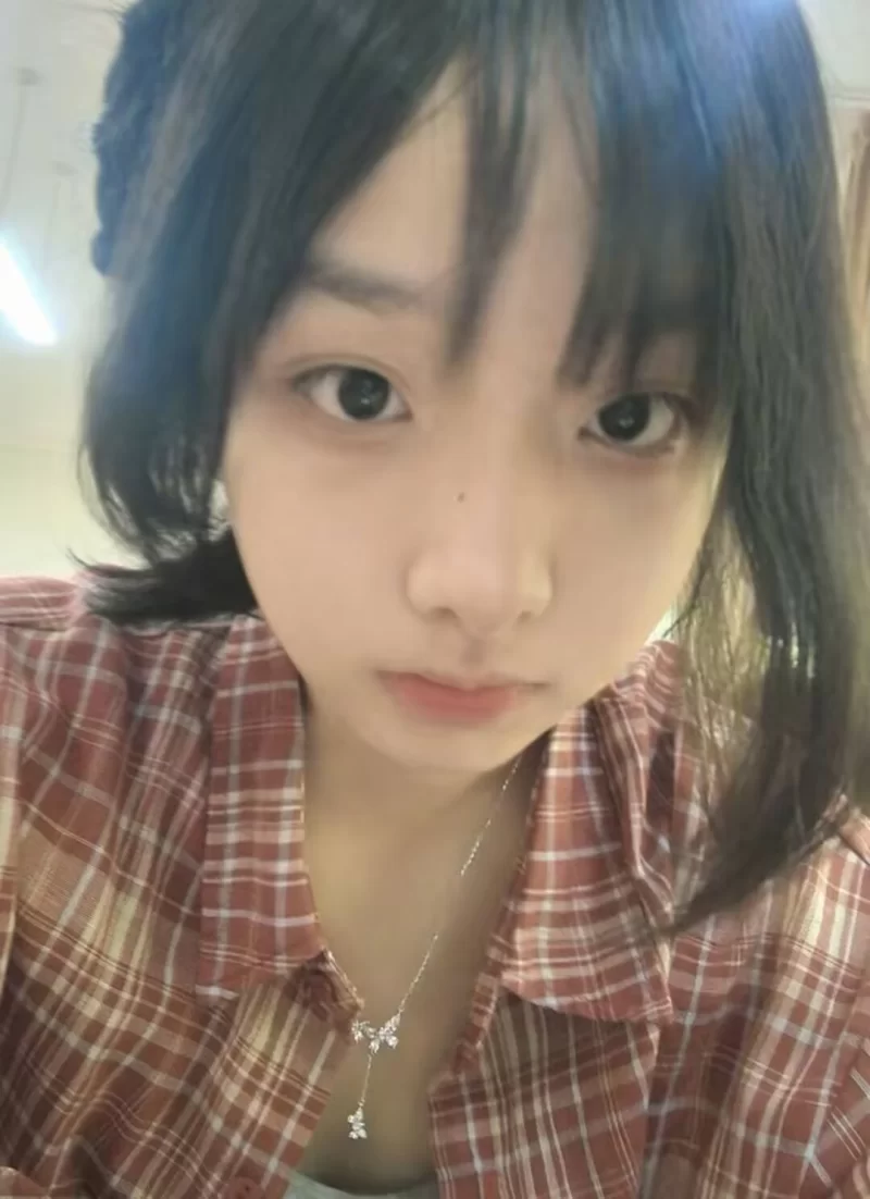 很可爱的兼职学生妹_济南外围小姐