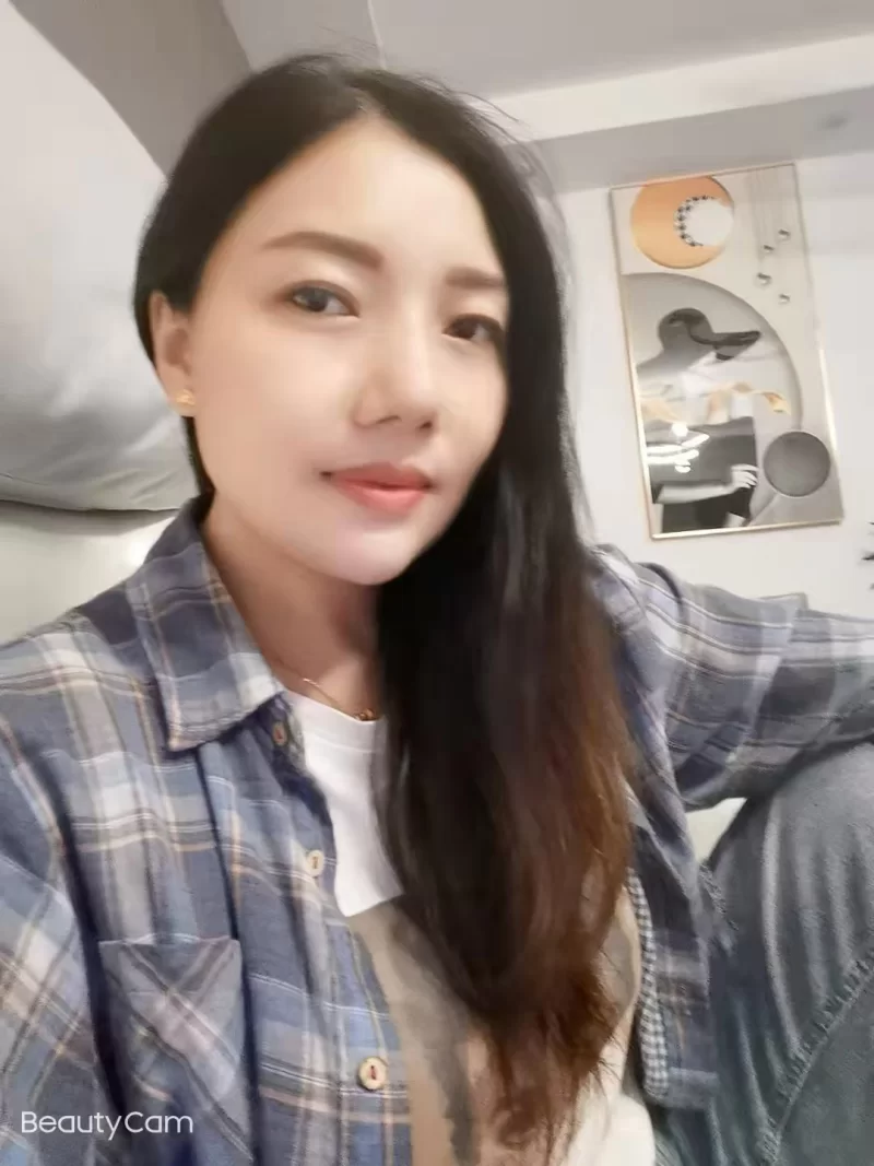 温柔体贴兼职小妹_福州外围小姐