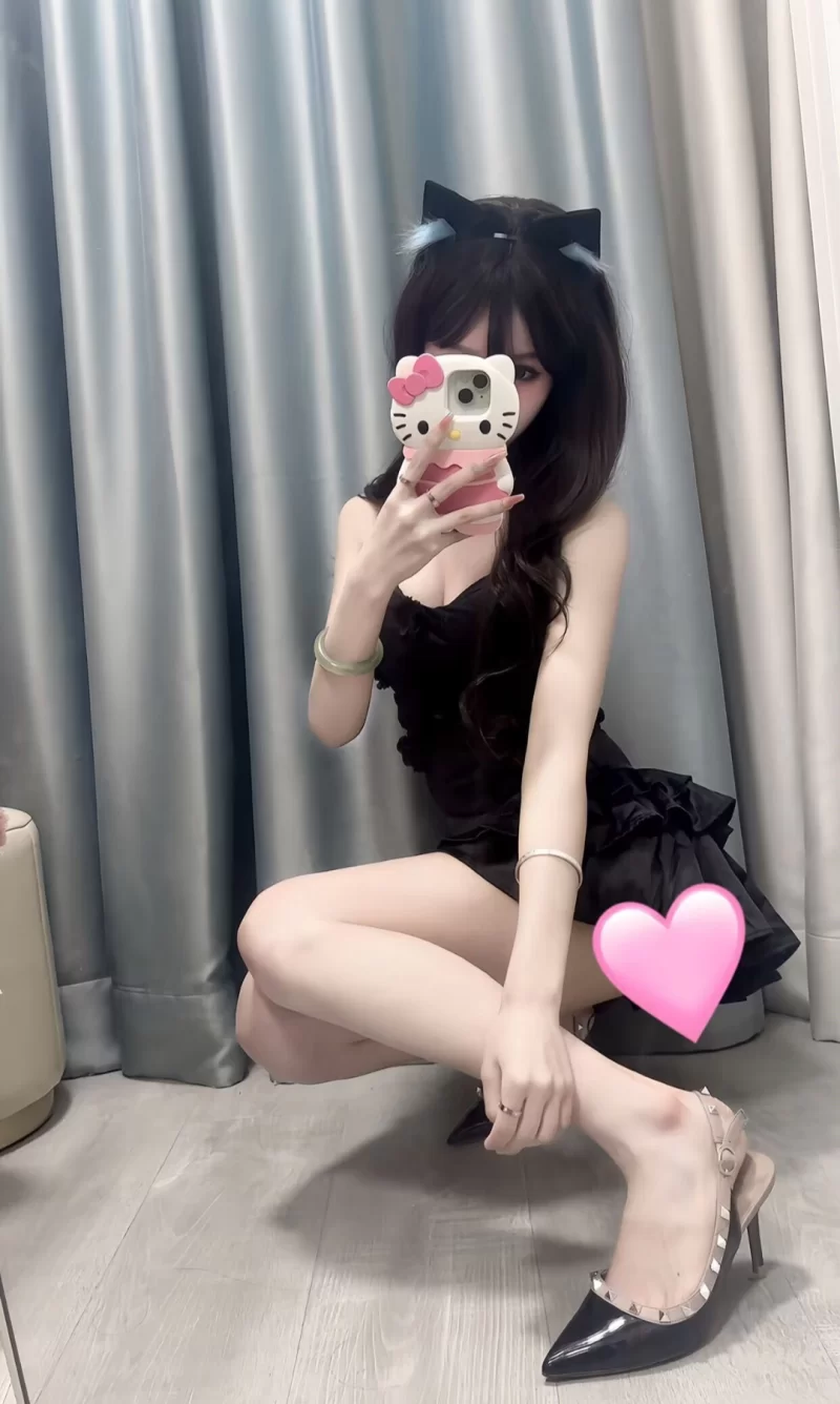 05嫩妹兼职可御可甜_徐汇外围小姐