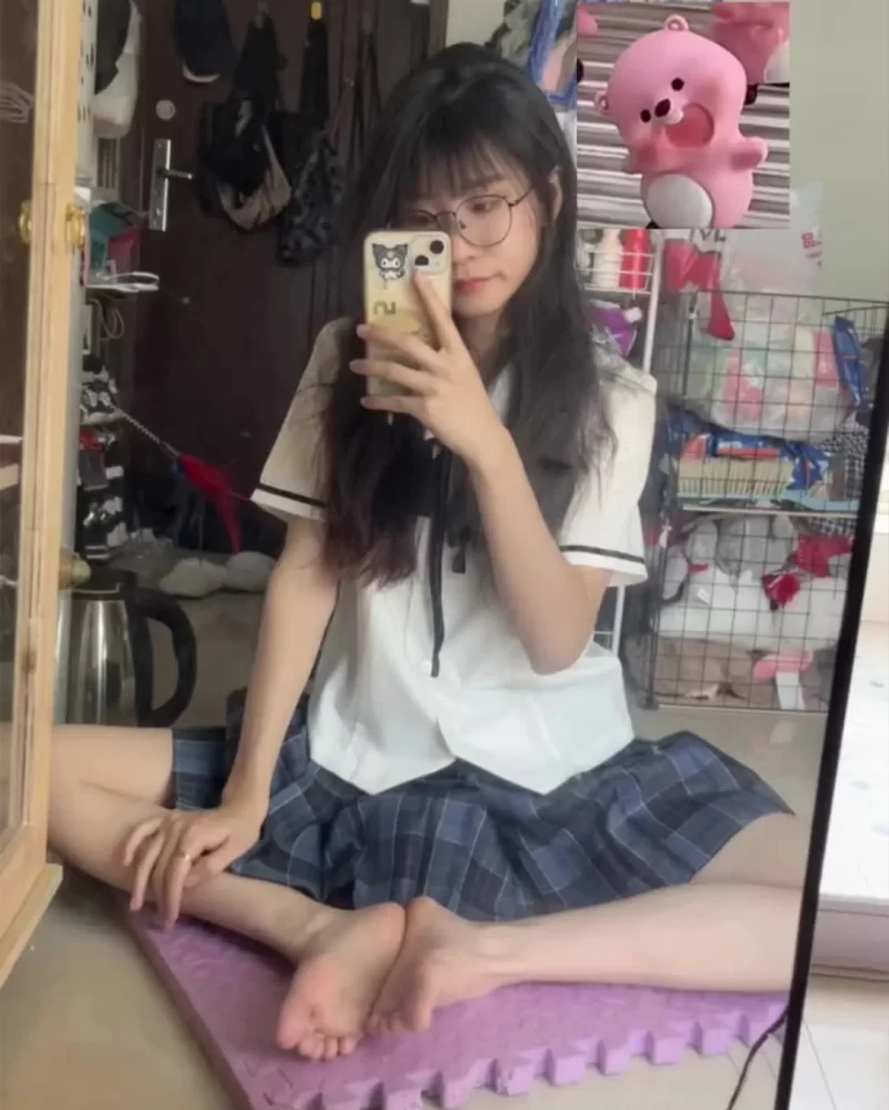 真实05特嫩兼职_广州外围小姐