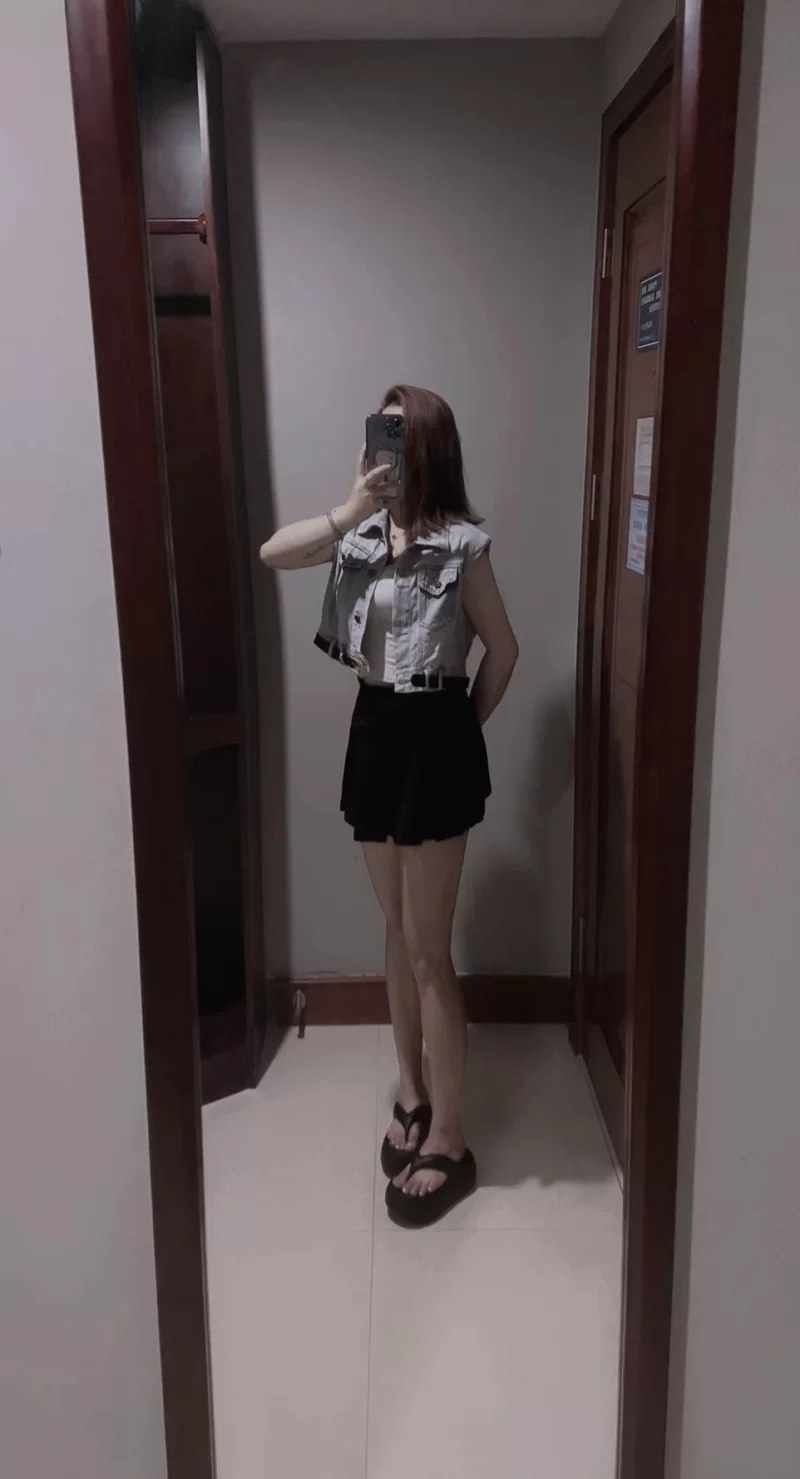 刚下海纹身嫩妹_浦东外围小姐