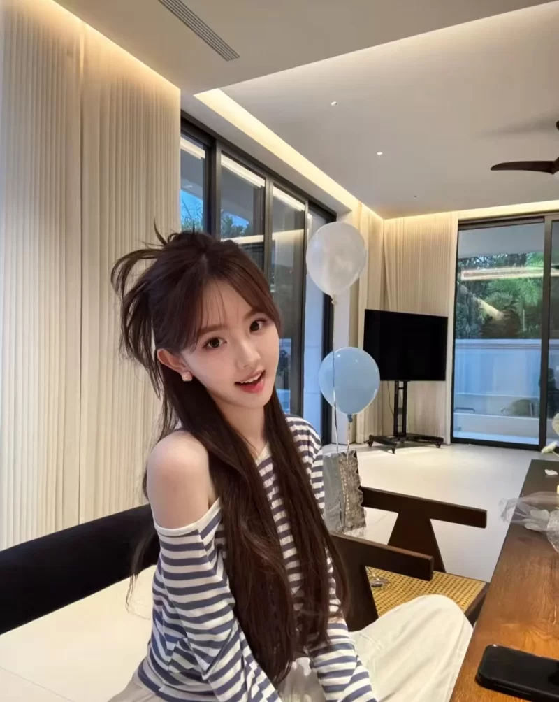 秀色可餐的小姐姐兼职_昆明外围小姐