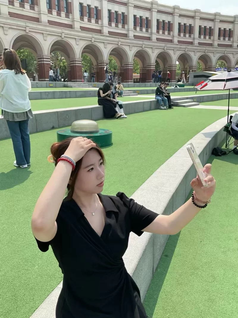 难得一见的学生妹子_承德外围小姐