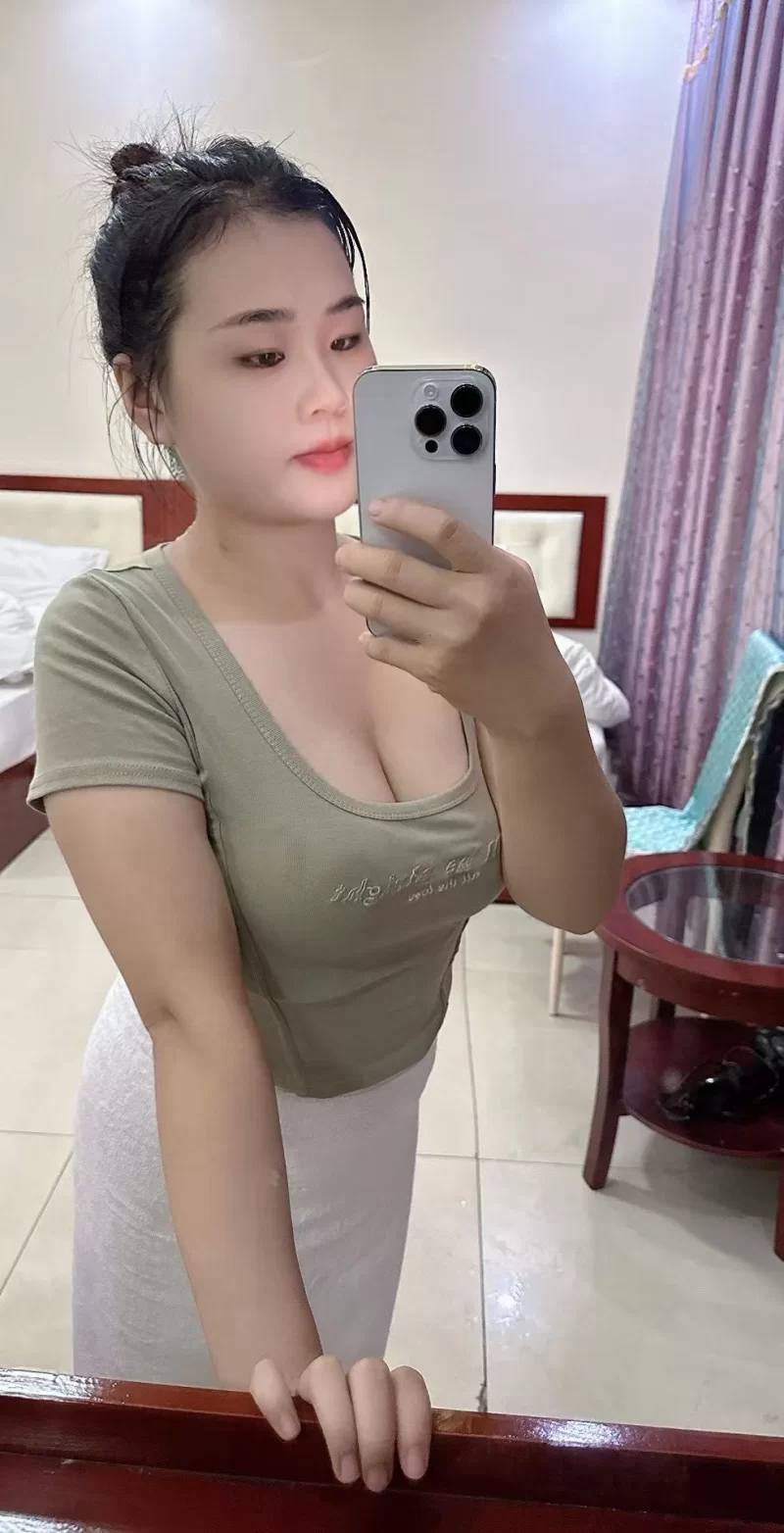 临沂性感大胸姐姐_临沂足浴洗浴