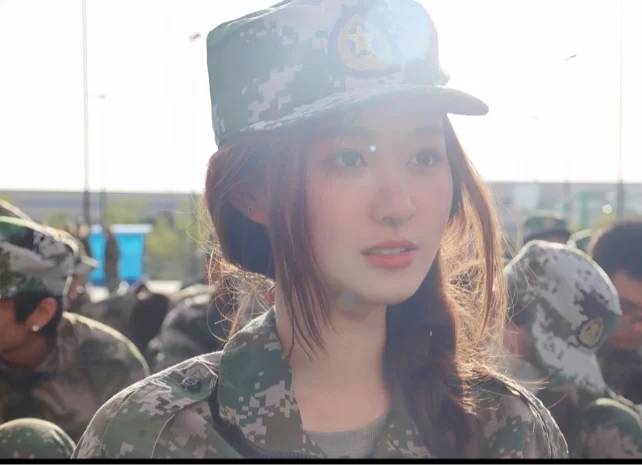 福州可爱小姐姐_福州外围小姐