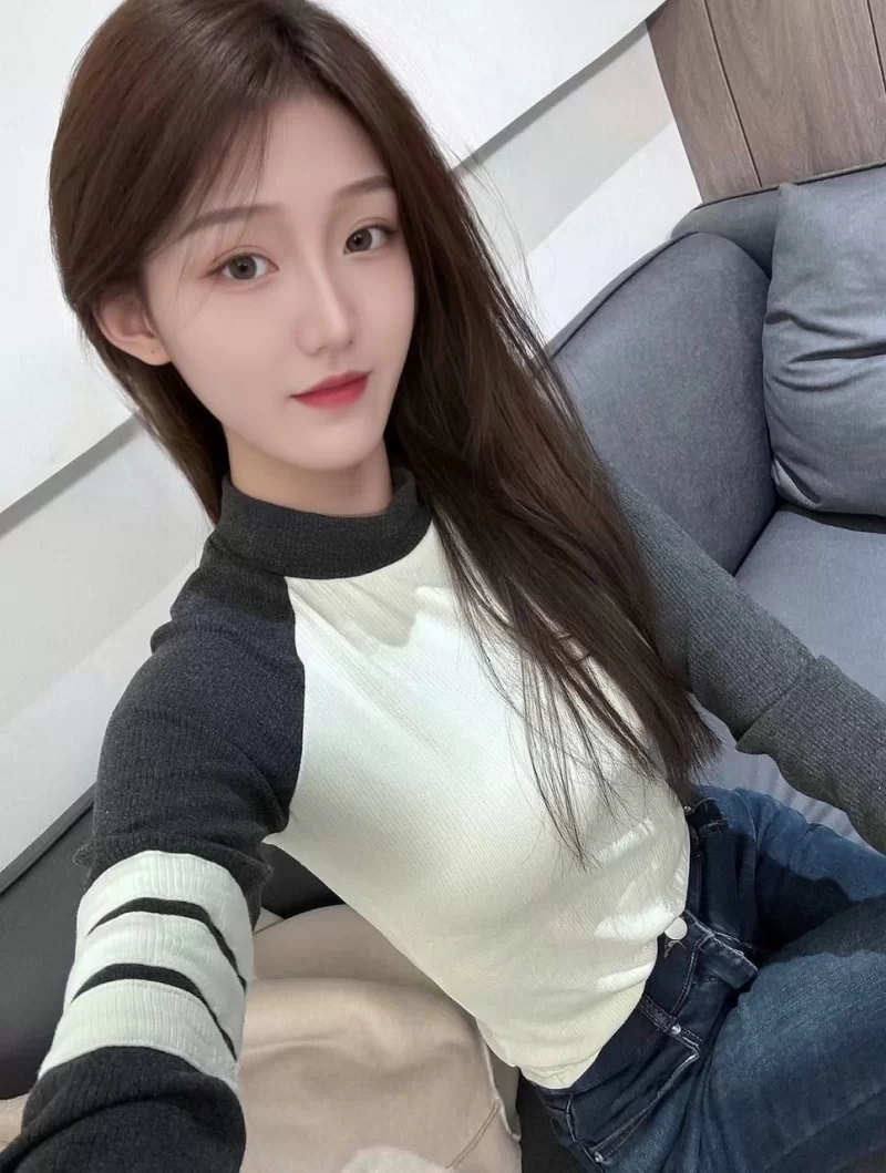 性感黑丝长腿御姐琪琪_杭州外围小姐