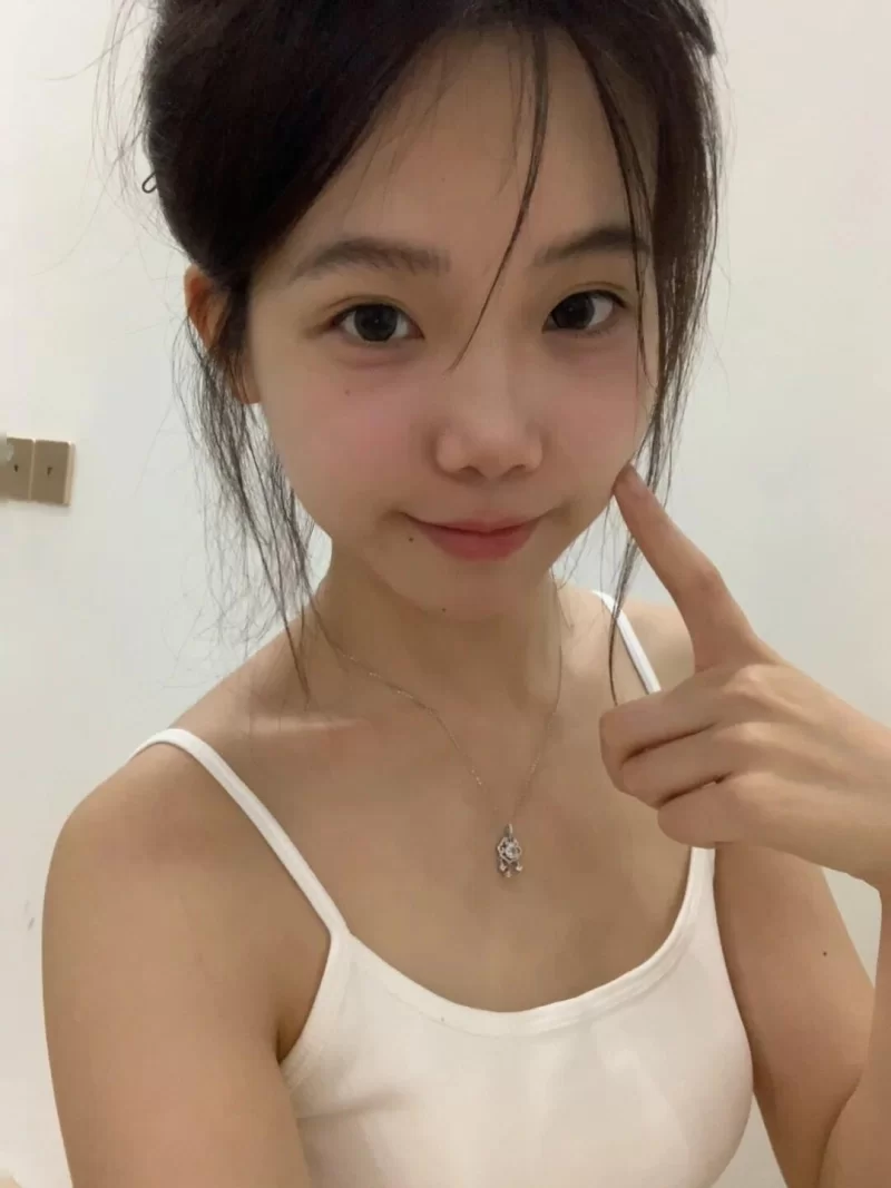 天河区婷婷全套服务_广州外围小姐