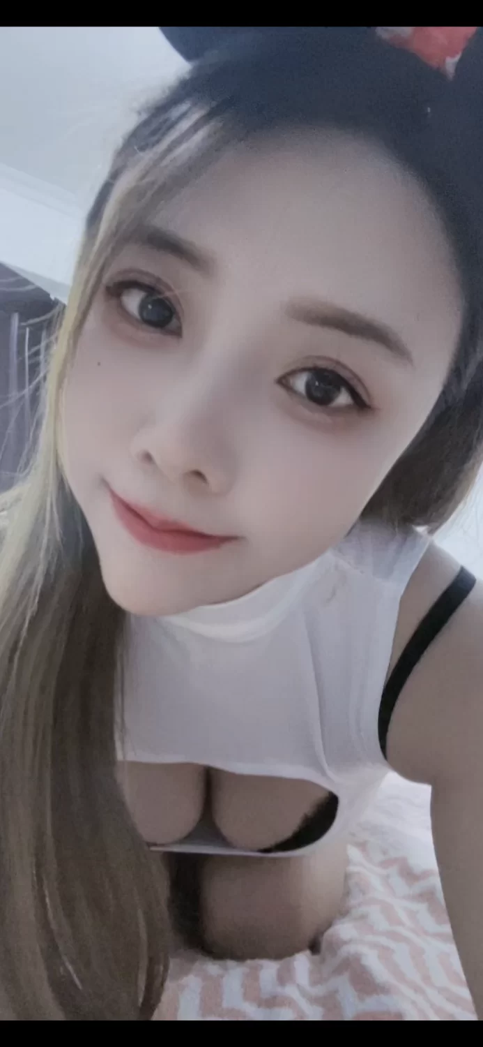 瑜伽教练小甜心_深圳外围小姐