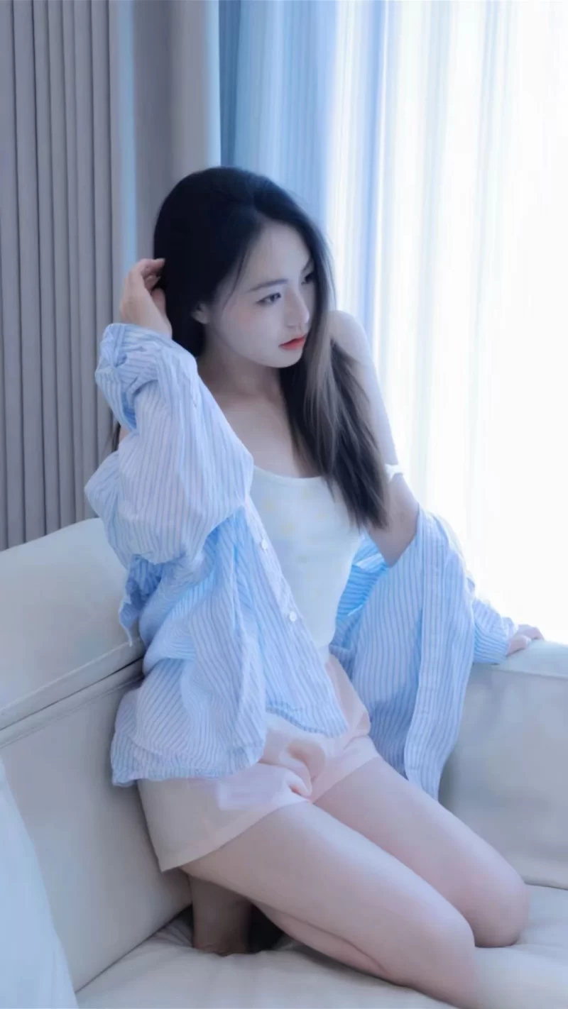 广州性感00后小姐姐_广州外围小姐