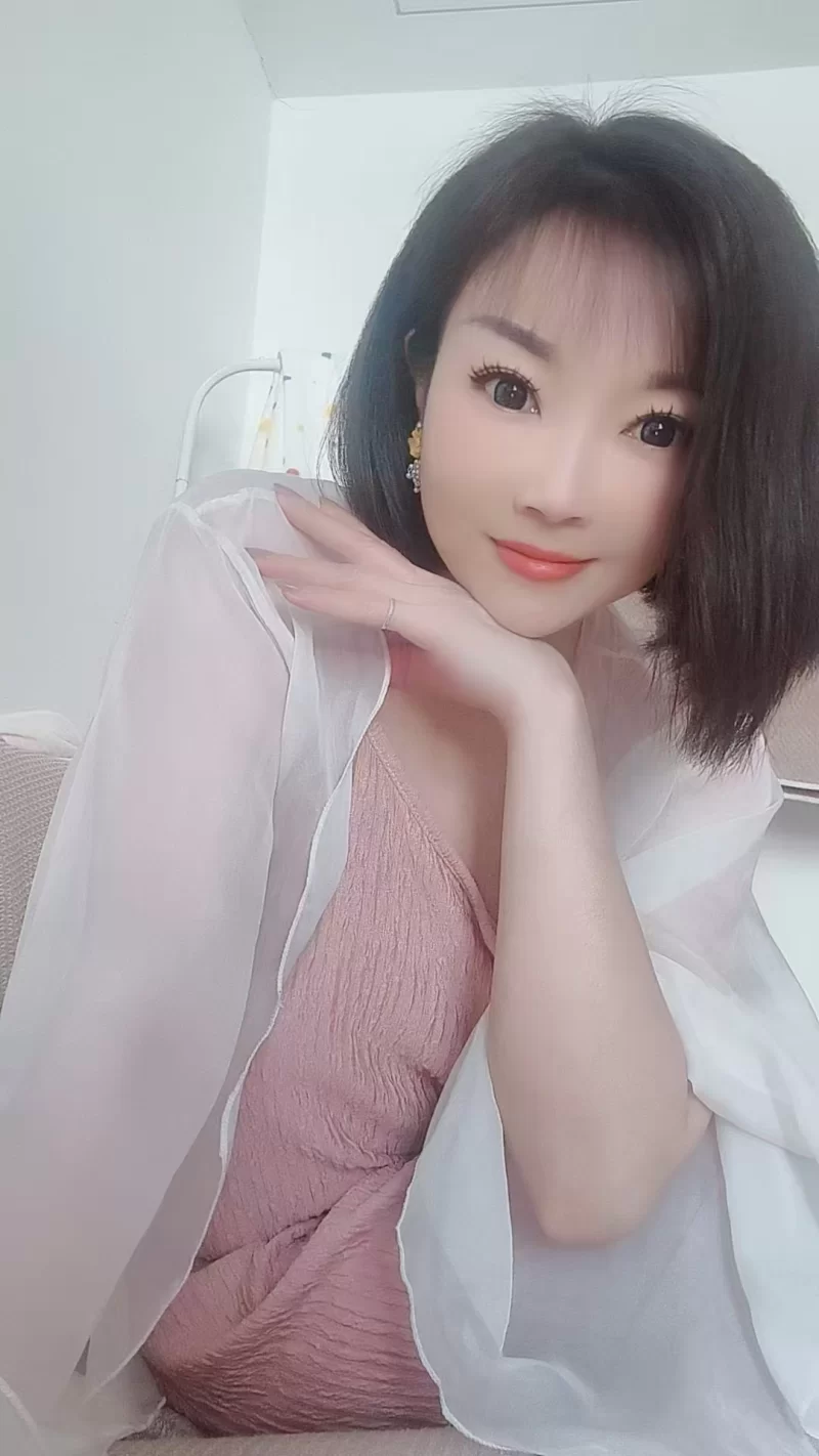 武侯性价比唐唐_成都外围小姐