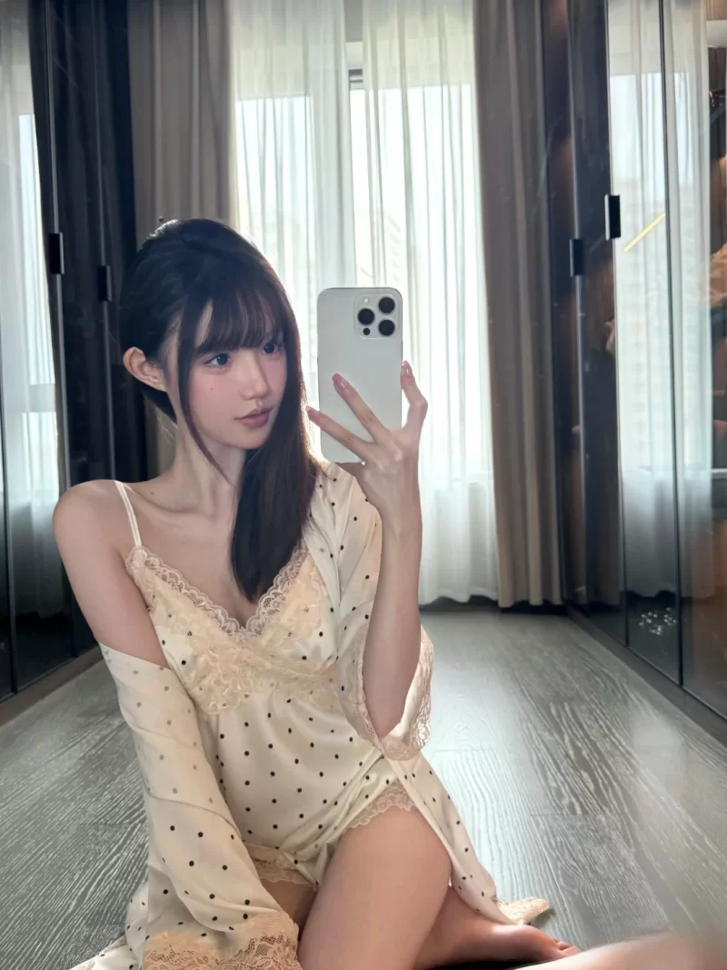 刚成年的幼女_深圳外围小姐