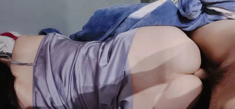 贵州贵阳带老婆出差贵阳，约了名做美容的单女少妇配合双飞，操得水哗啦爽_贵阳外围小姐