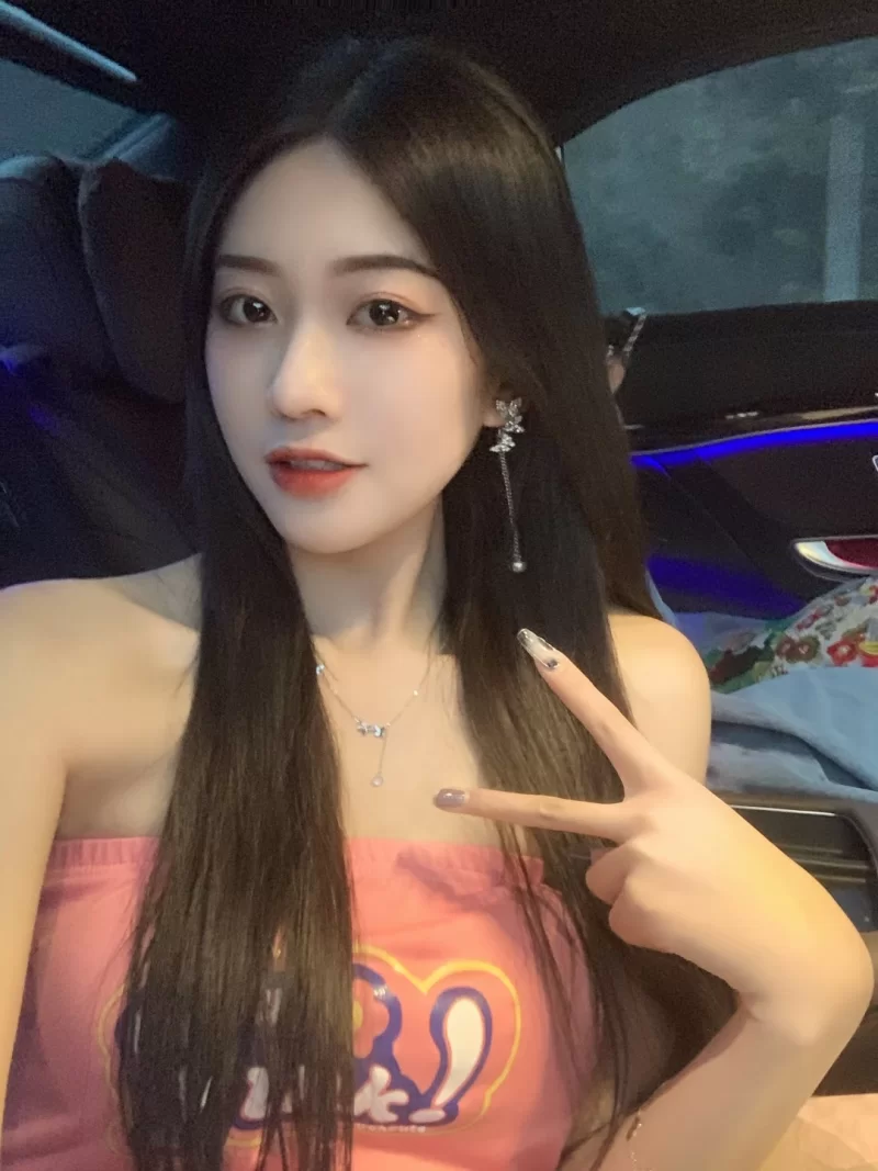 年轻漂亮南方妹子美美值得体验_朝阳外围小姐