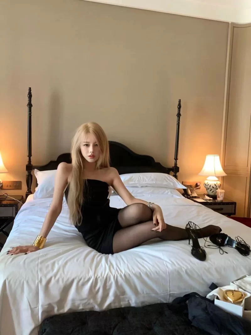 03黑丝超性感_成都外围小姐