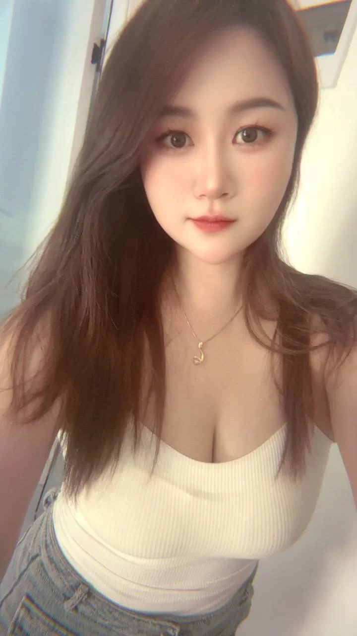 渝北性感萱萱_市区外围小姐