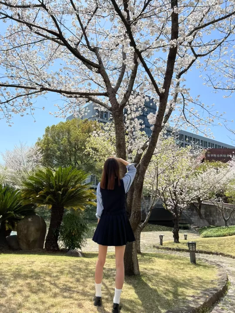 杭州西湖身材很好的01年小姐姐92店_杭州足浴洗浴