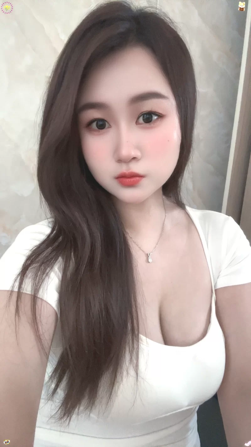 福永大胸小可_深圳外围小姐