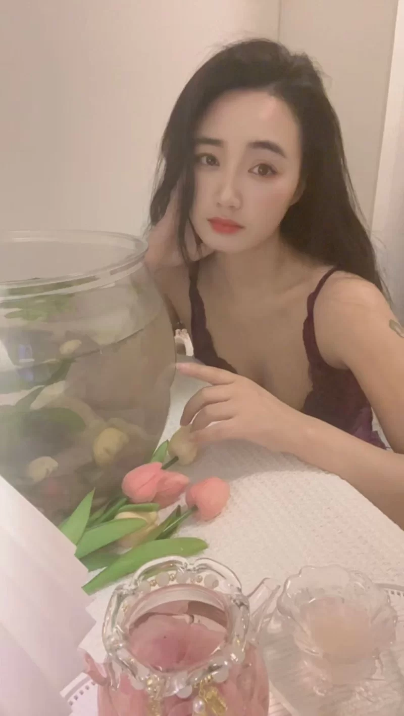 【杭州萧山】性感温柔小雪老师_杭州外围小姐