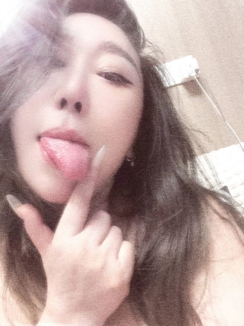 金龙广场大奶毒龙媚雪_厦门外围小姐