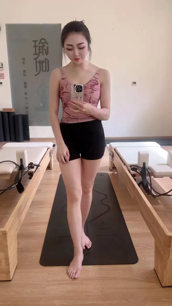 南门瑜伽兼职_成都外围小姐