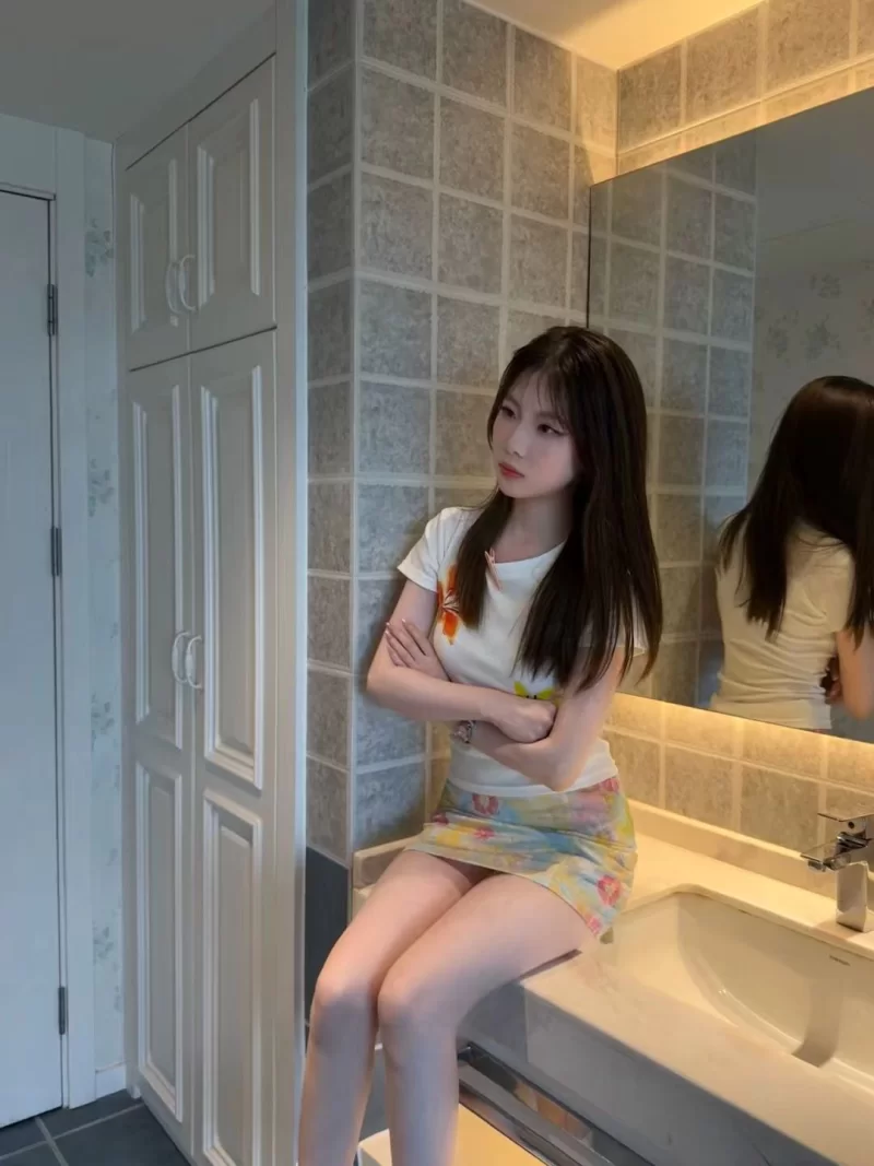 00后女友感十足_徐汇外围小姐