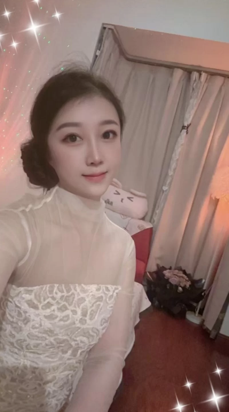 光谷步行街小少妇_武汉外围小姐