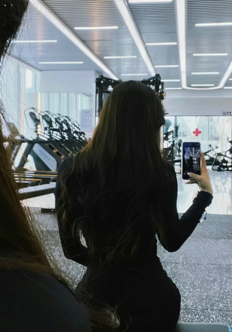 龙岗中心城最美小姐姐温雅_深圳外围小姐