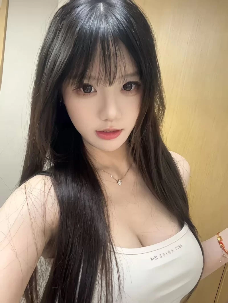 高颜值嘉嘉，大奶粉穴水多服务好_浦东外围小姐