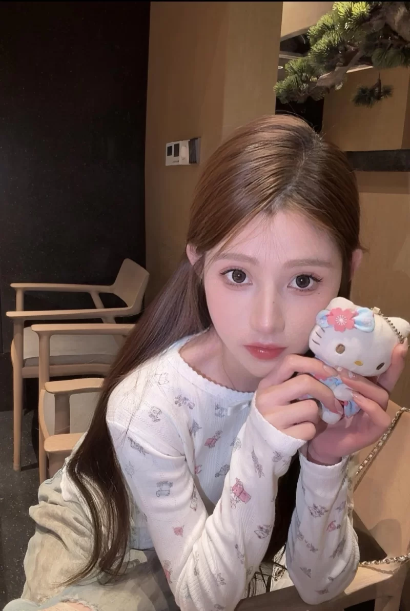 白嫩美乳青春妹_石景山外围小姐