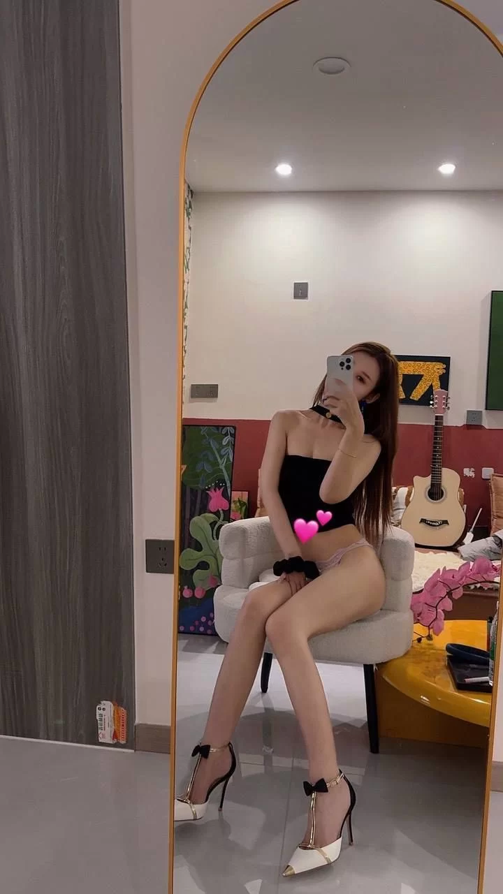 大长腿水多一字马_浦东外围小姐