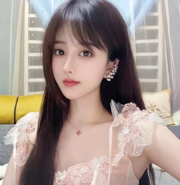 南山清纯小千代_深圳外围小姐