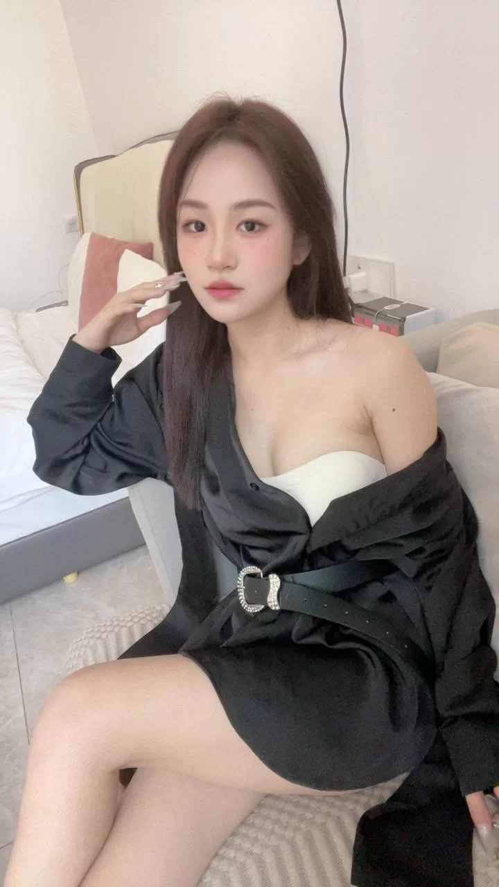 高颜值温柔小骚货_绍兴外围小姐