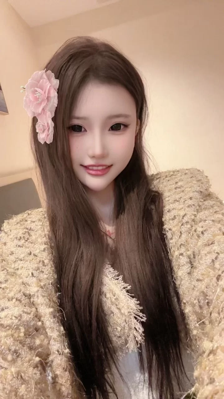 白云超嫩妮妮_广州外围小姐