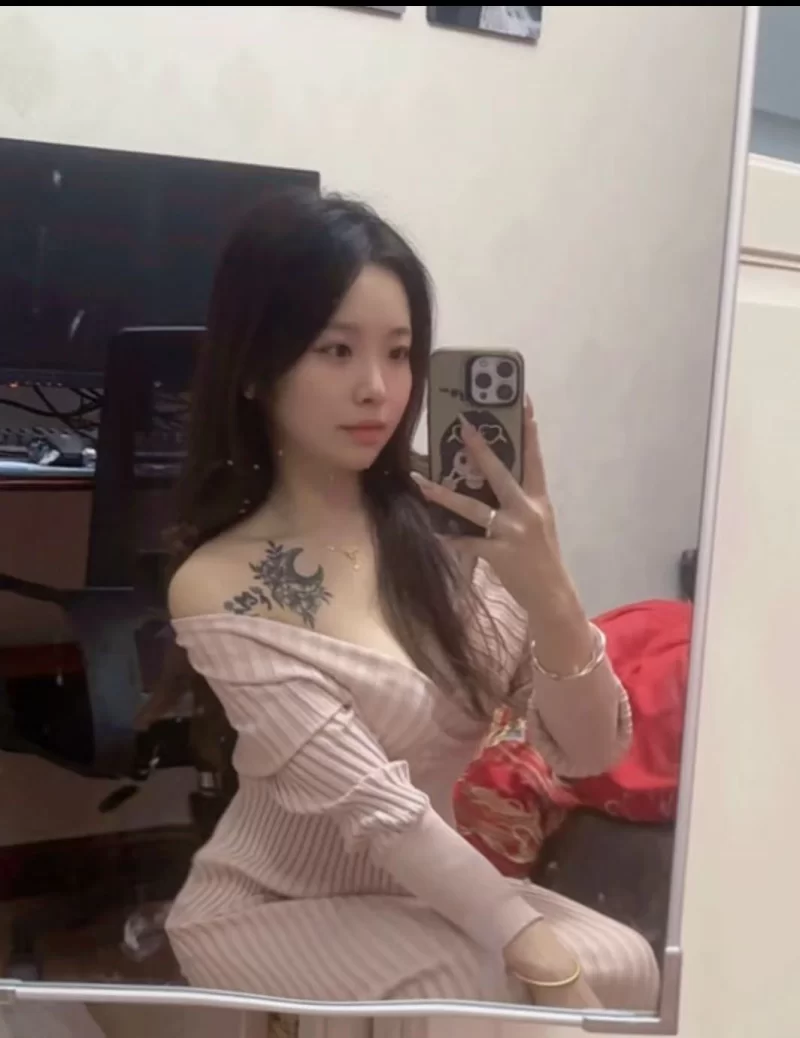 20岁小护士一枚_成都外围小姐