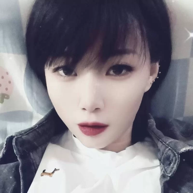 新华街的一个少妇_太原外围小姐