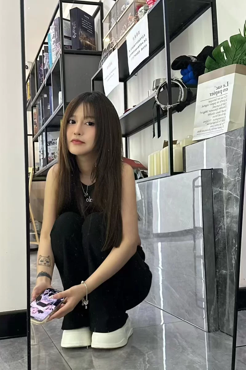 新区舌吻嫩妹_无锡外围小姐