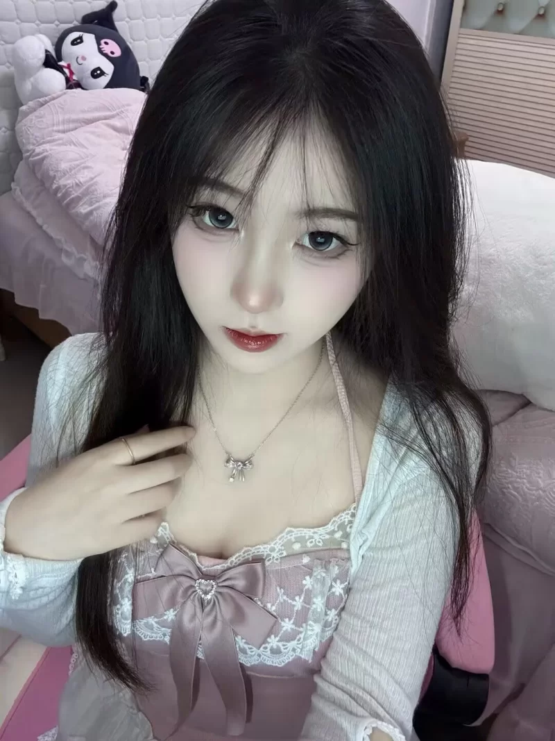 貌美如花小姐姐出来兼职_市区外围小姐