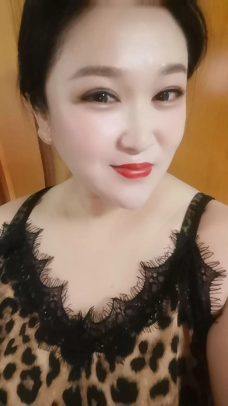 大波少妇能吸会夹_杭州外围小姐