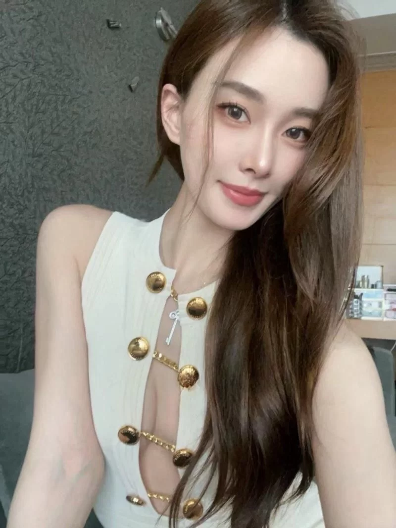 太原极品少妇 风韵犹存_太原足浴洗浴