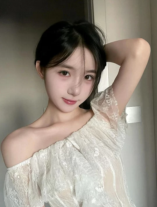 在扬州亲身体验特清纯的妹妹下面嫩得出水_扬州外围小姐