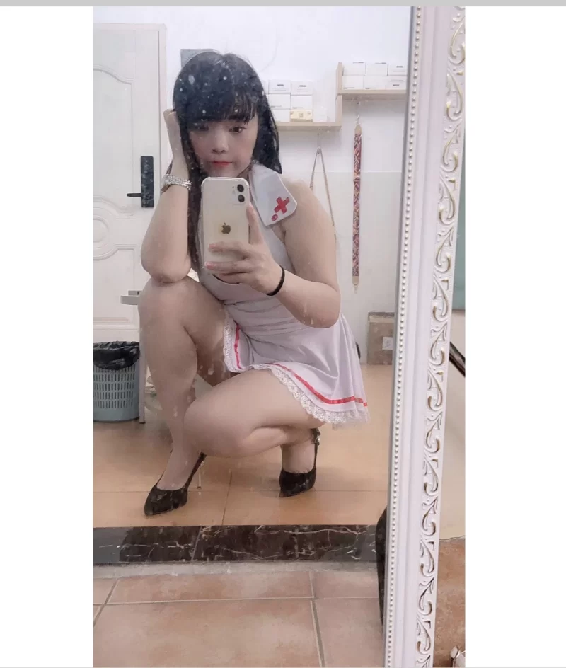 龙华四川妹_深圳外围小姐