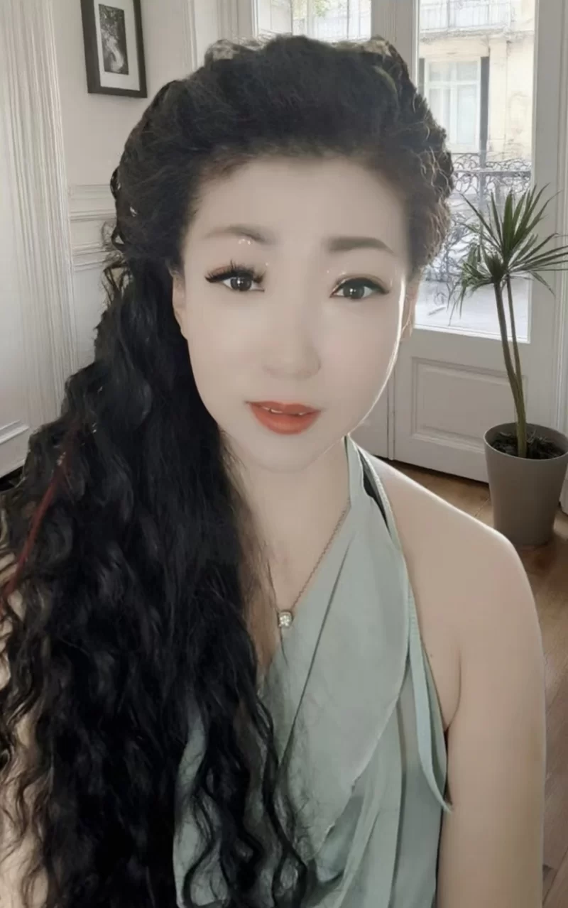 风骚妩媚小少妇_苏州外围小姐