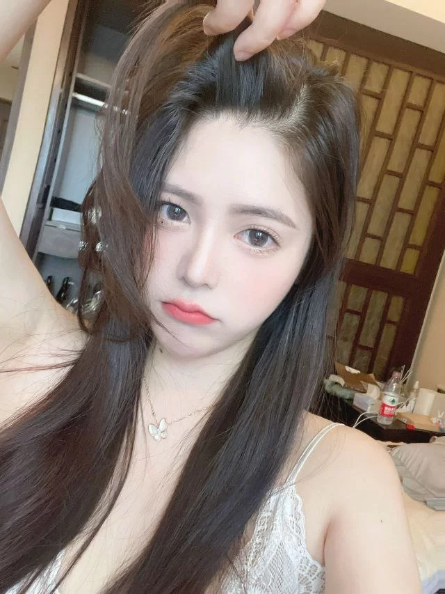 胸大甜美御姐_浦东外围小姐