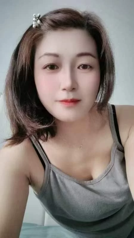 龙岗布吉泻火少妇_深圳外围小姐